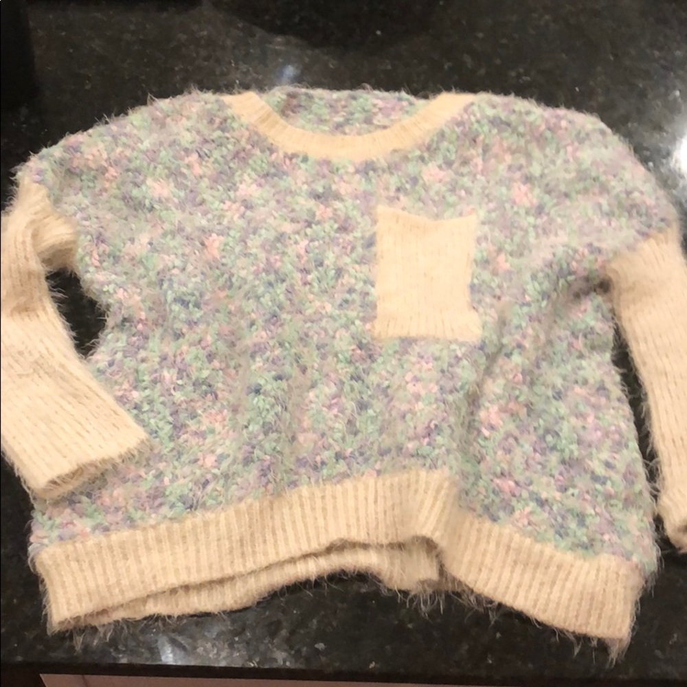 Oversized sweater size small!